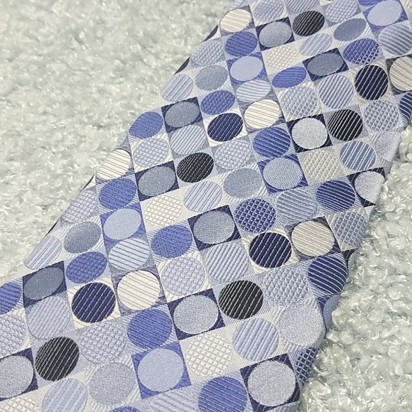 💥5/$20 Mens tie - Picture 2 of 4